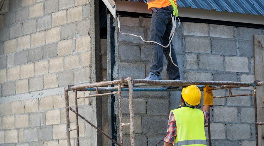 Expert Emergency Roof Repairs services in Torrington, CT